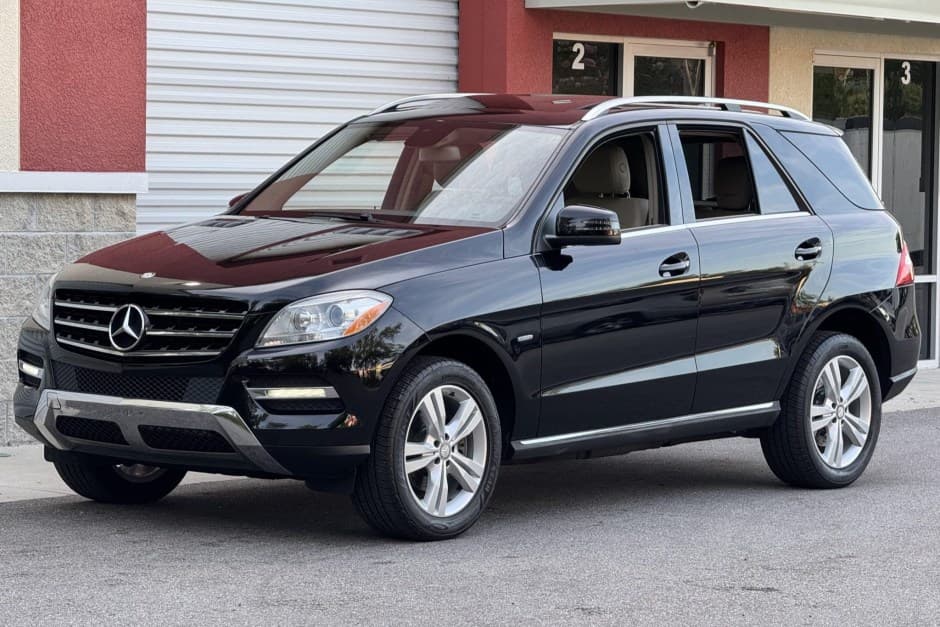 2012 Mercedes-Benz M-Class & GLE-Class sold for $13,000