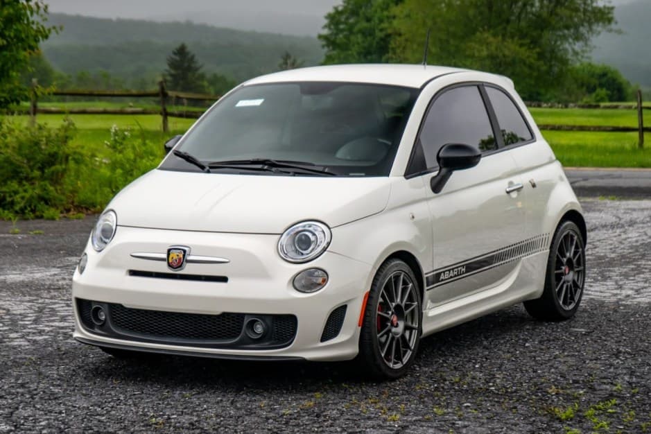2013 Fiat 500 (2012-2019) sold for $19,555