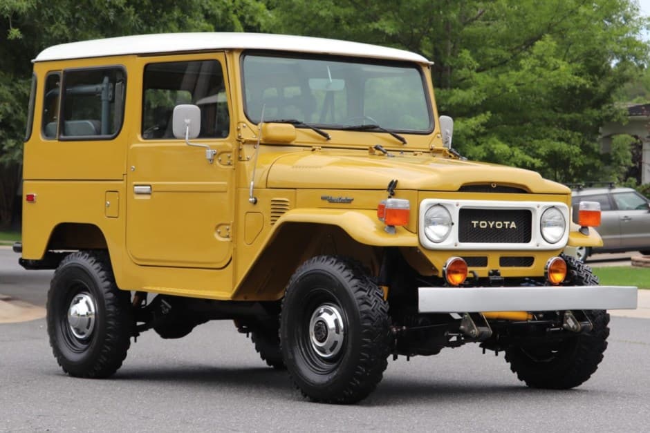 1980 Toyota Land Cruiser FJ40 sold for $32,000
