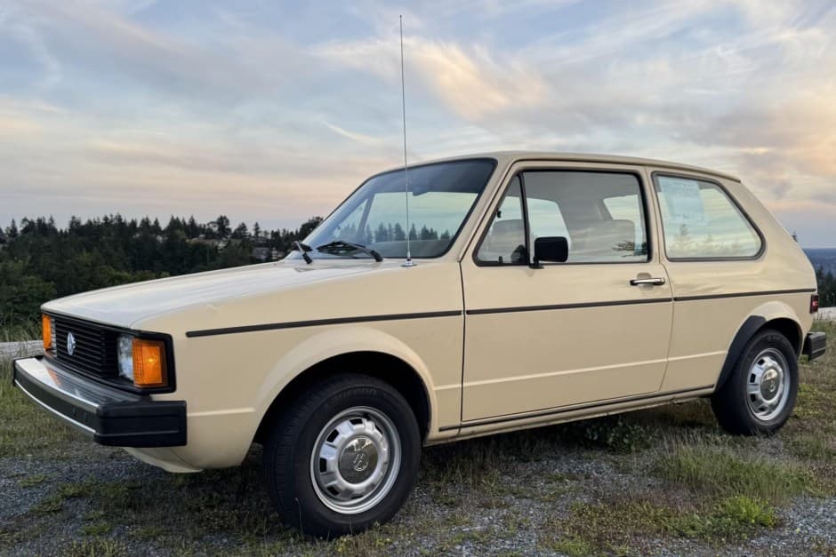 1984 Volkswagen Golf & Rabbit sold for $8,000