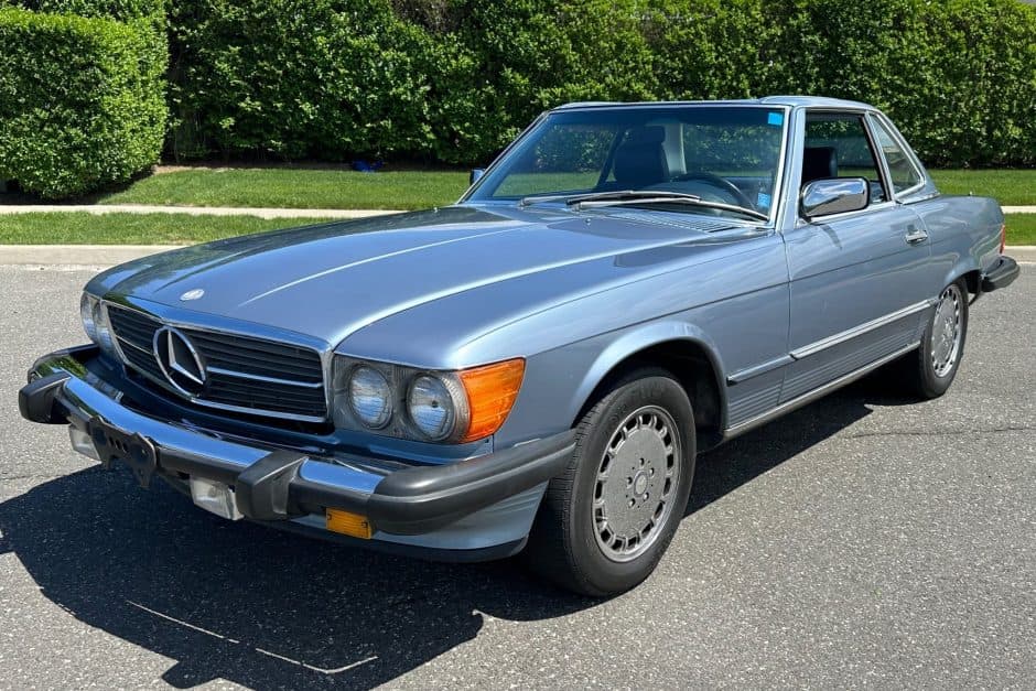 1986 Mercedes-Benz R107 SL sold for $17,500