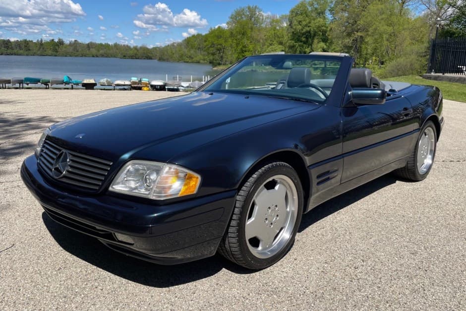 1998 Mercedes-Benz R129 SL sold for $15,350