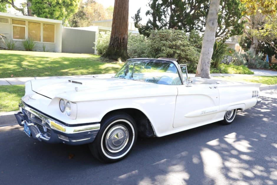 1960 Ford Thunderbird (1958-1960) sold for $16,500