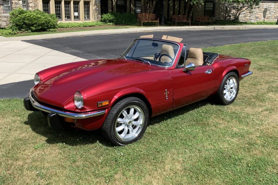 1972 Triumph Spitfire sold for $16,002