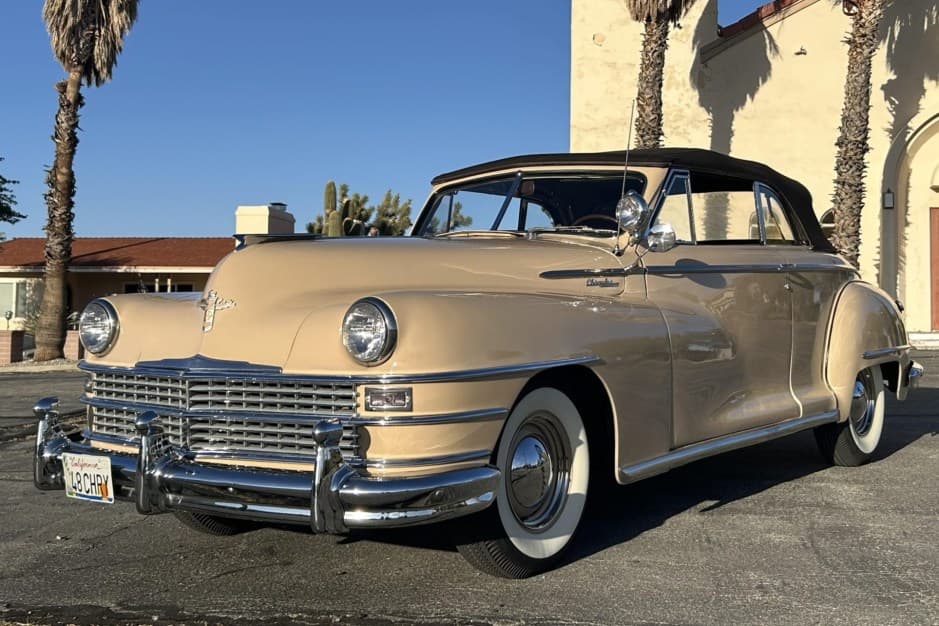1948 Chrysler Windsor sold for $12,999