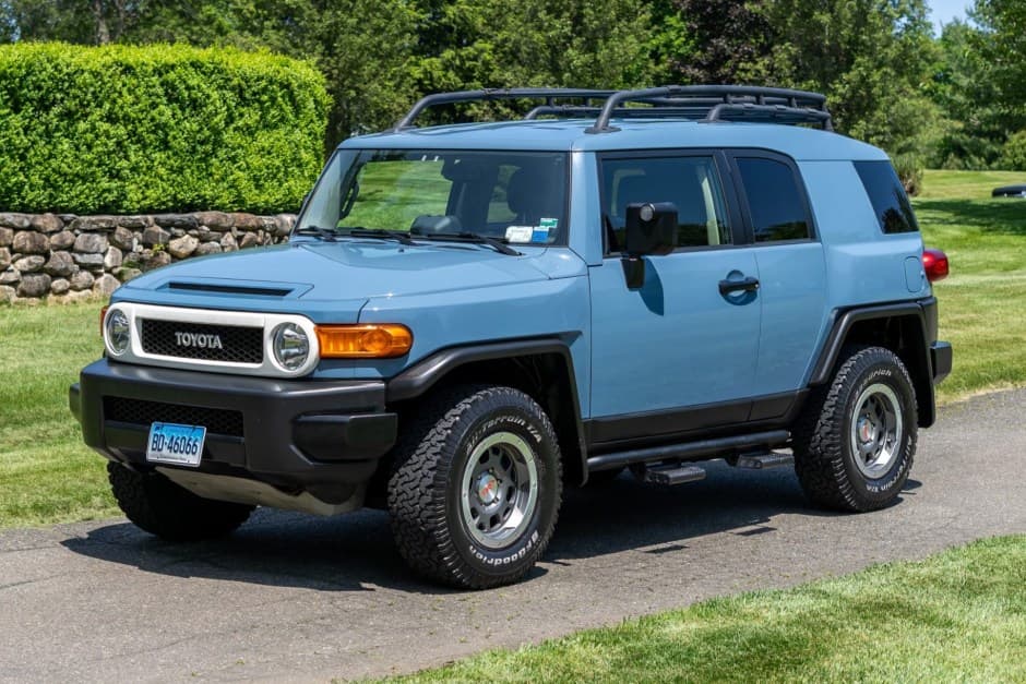 2014 Toyota FJ Cruiser sold for $34,650