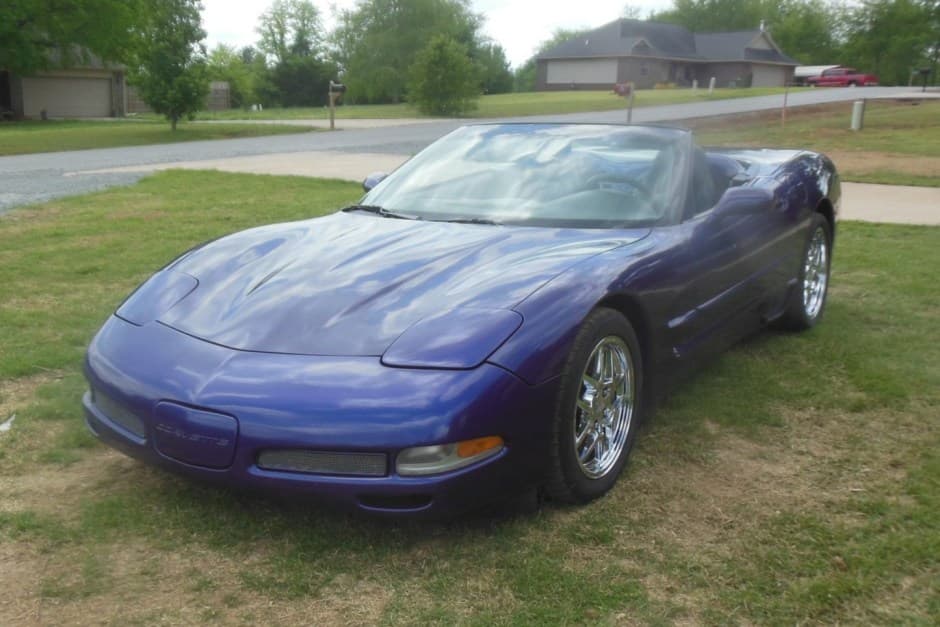 1998 Chevrolet Corvette C5 sold for $13,750