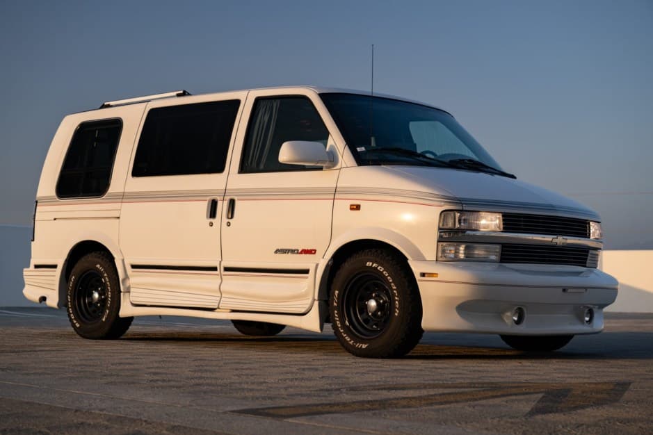 1997 Chevrolet  sold for $19,327