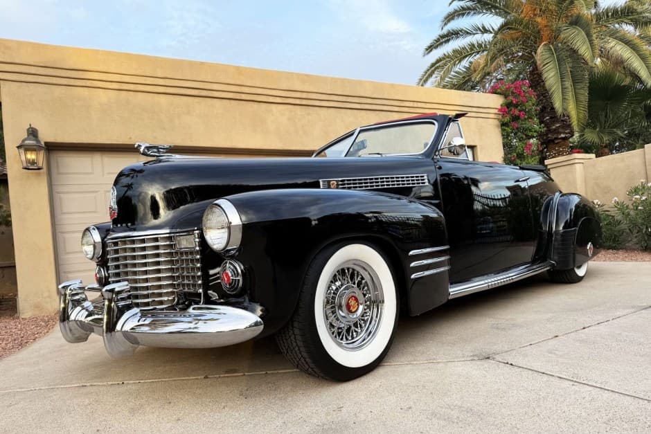 1941 Cadillac Series 62 sold for $173,351