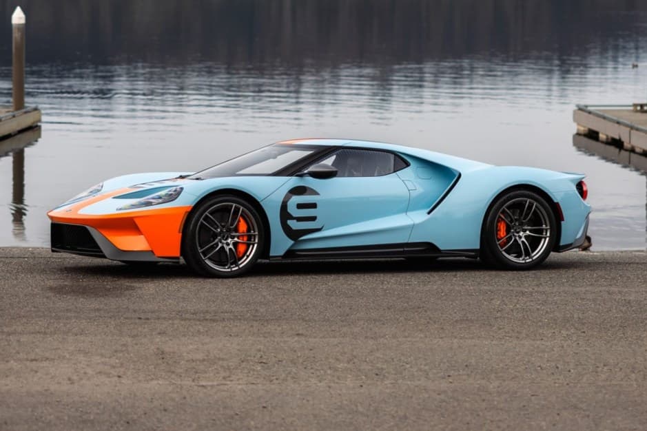 2019 Ford GT 2nd Generation sold for $1,025,000