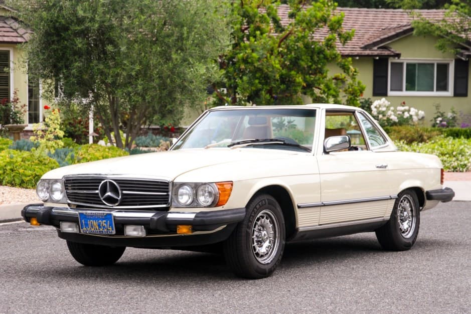 1984 Mercedes-Benz R107 SL sold for $11,500