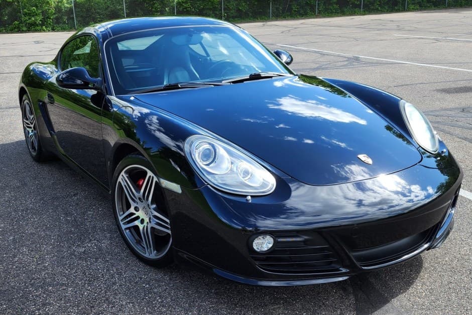 2009 Porsche 987 Cayman sold for $41,000