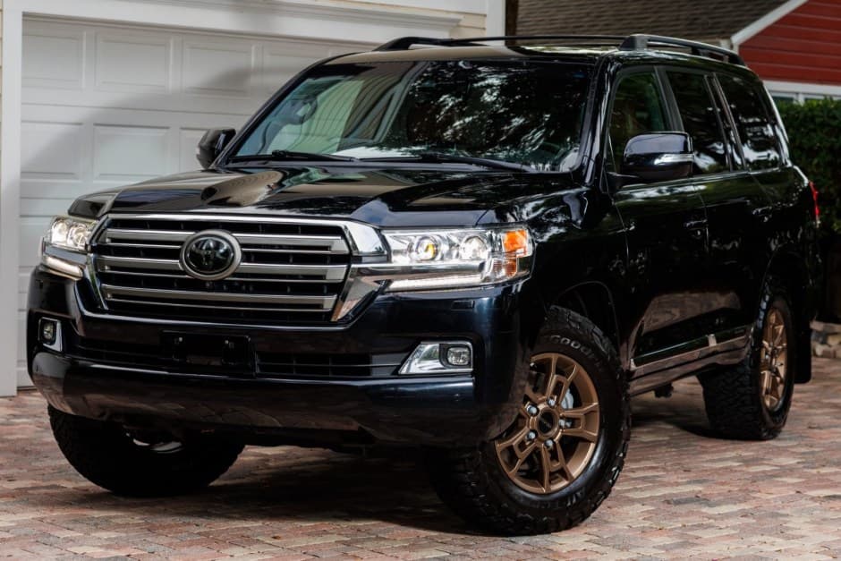 2018 Toyota Land Cruiser 200-Series sold for $55,000