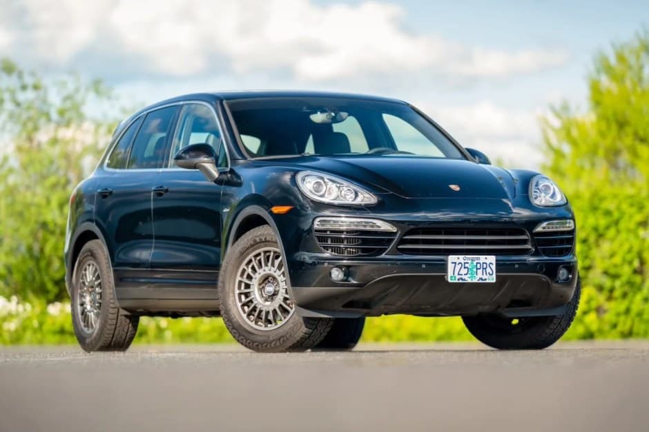 2014 Porsche 958 Cayenne (2011-2018) sold for $23,500