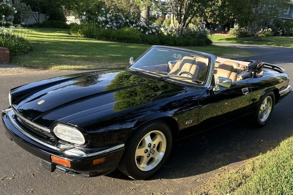 1994 Jaguar XJS sold for $22,000