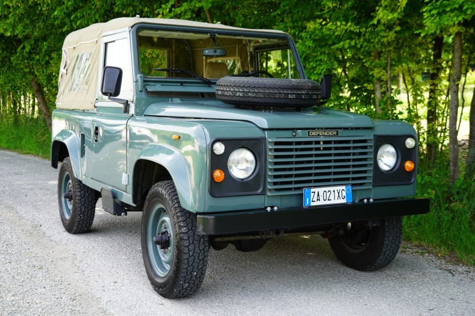 1986 Land Rover 90 / Defender 90 (Euro Spec) sold for $0