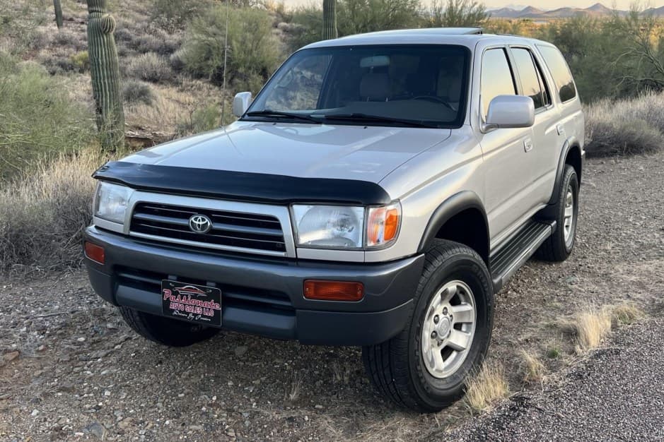 1996 Toyota 4Runner (N180) sold for $25,750