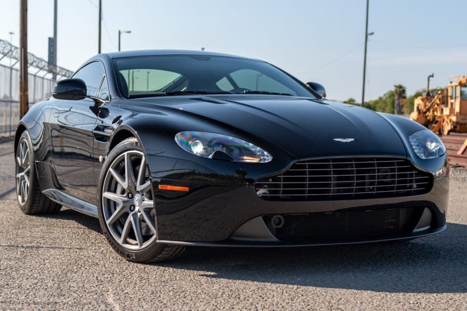 2015 Aston Martin V8 Vantage (2006+) sold for $53,500