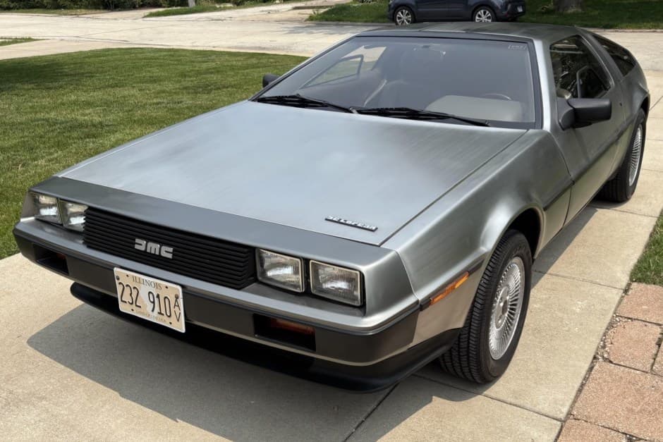 1982 DeLorean DMC-12 sold for $62,500