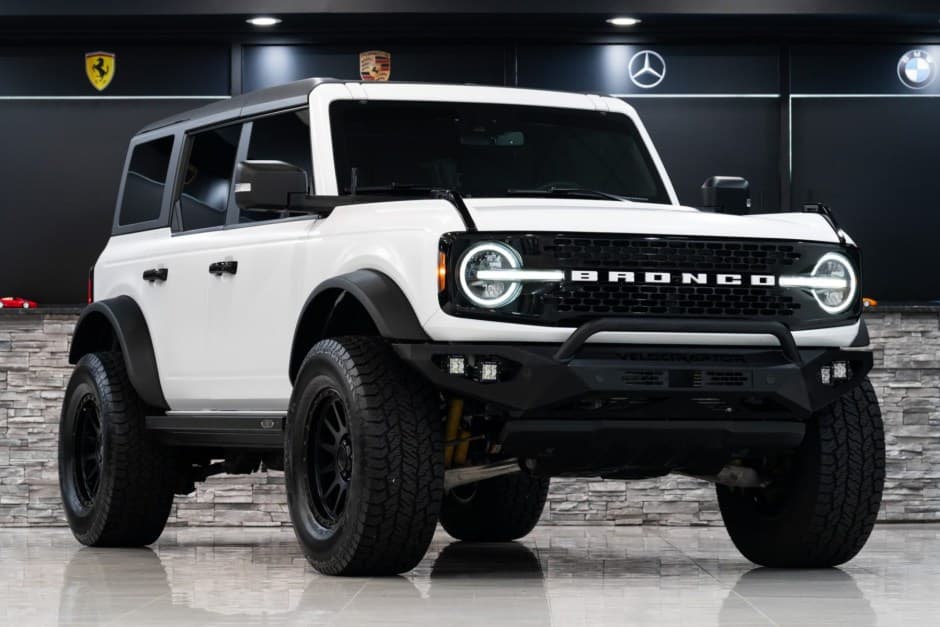 2022 Ford Bronco U725 sold for $43,000