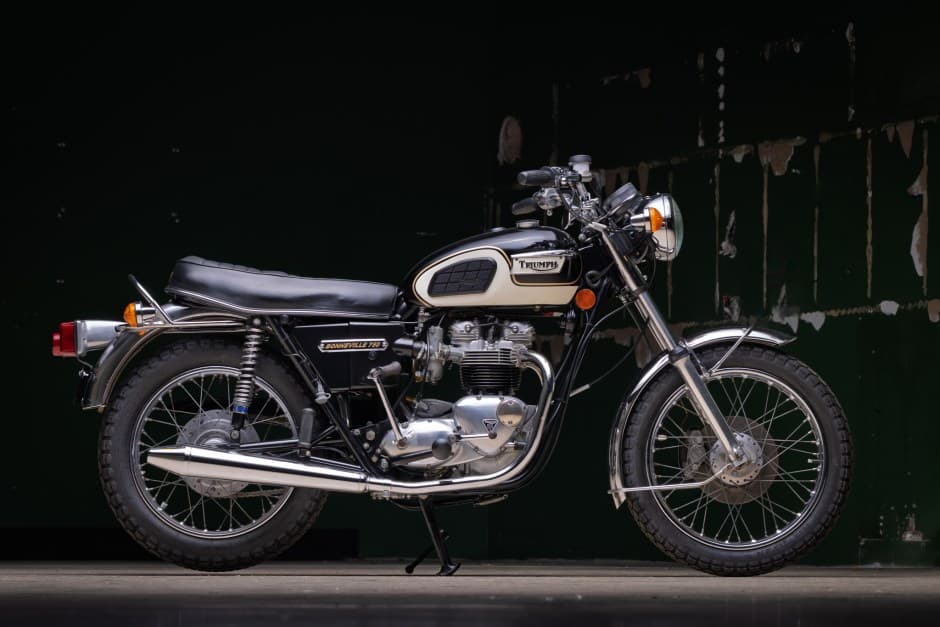 1974 Triumph Bonneville T140 sold for $6,200