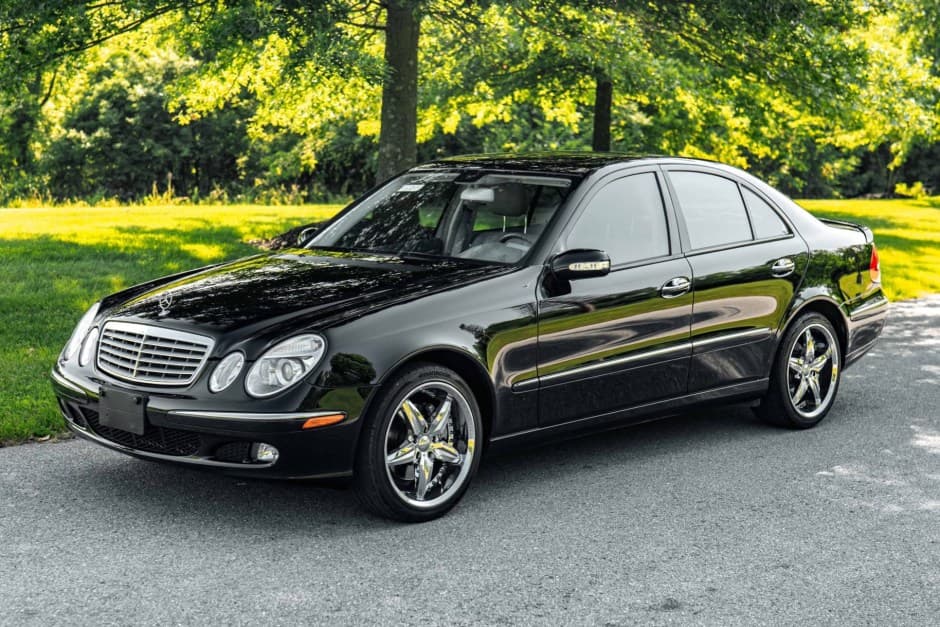 2006 Mercedes-Benz W211 E-Class sold for $9,950