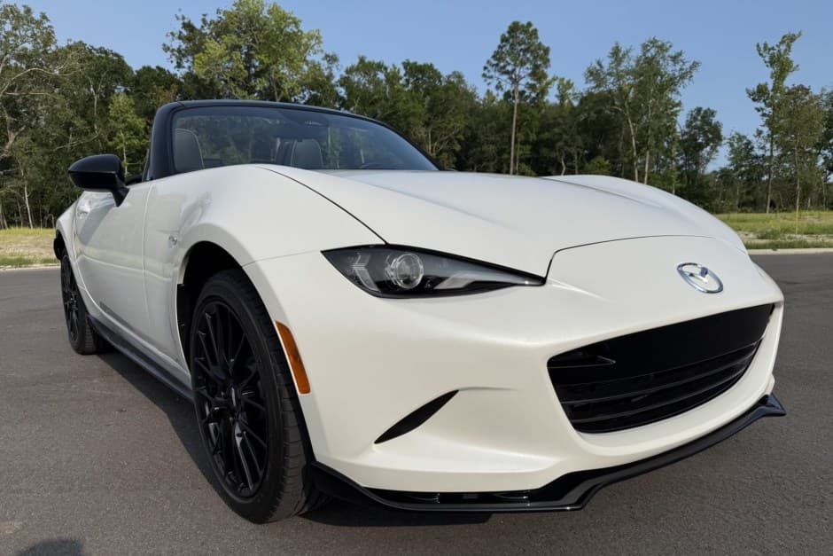 2024 Mazda ND MX-5 Miata sold for $32,175
