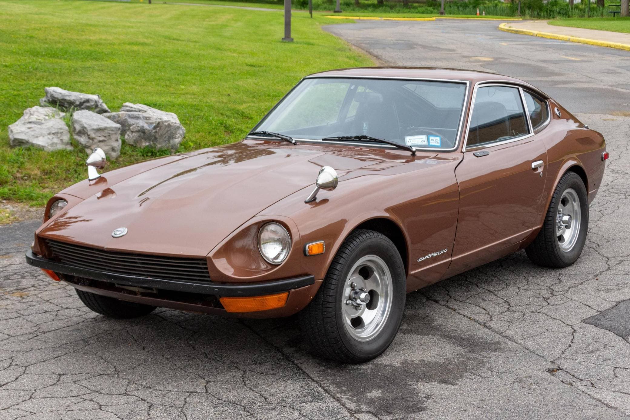 1972 Datsun 240Z sold for $11,200