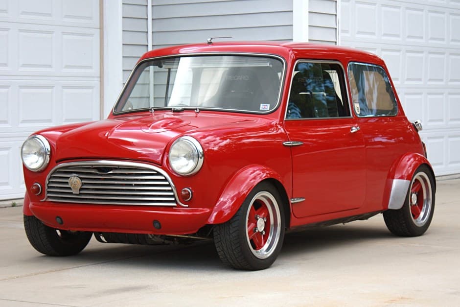 1960 Mini Mk I & Mk II sold for $23,500