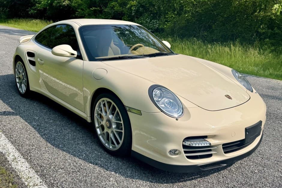 2011 Porsche 997 Turbo sold for $125,500