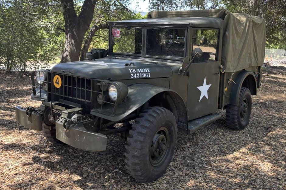 1952 Dodge Military Vehicles sold for $6,500