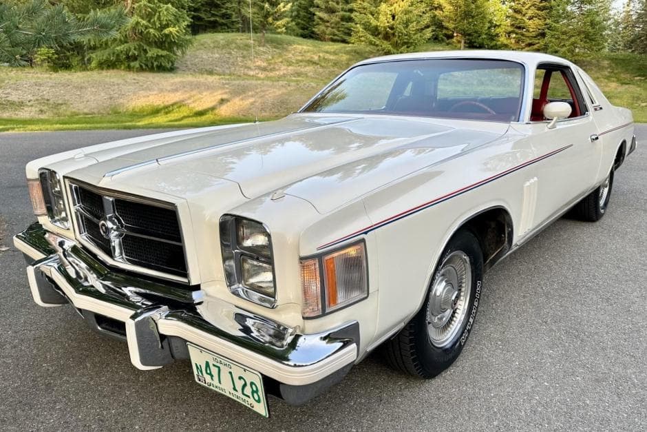 1979 Chrysler Cordoba sold for $19,250