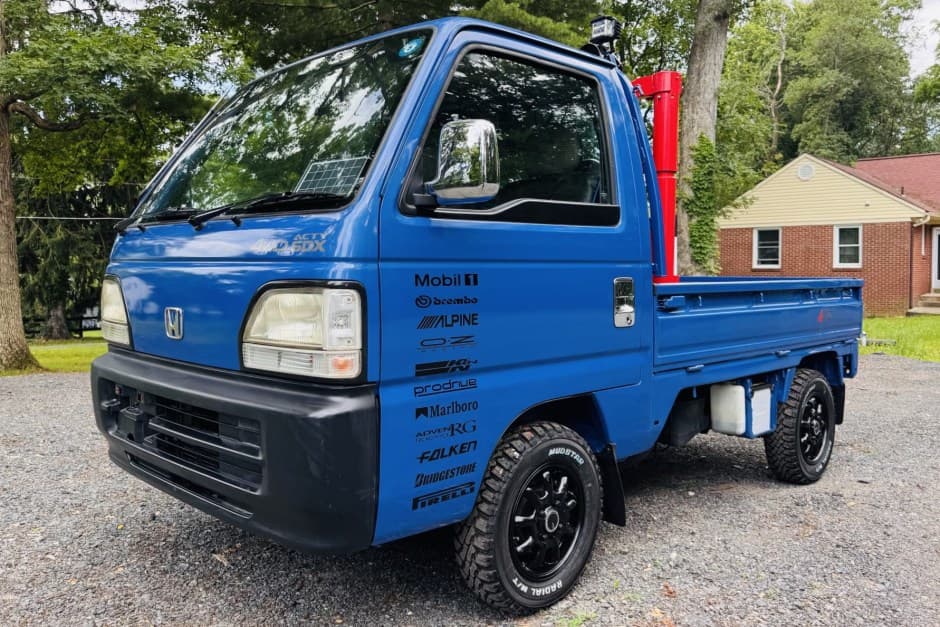 1996 Honda Acty sold for $8,500