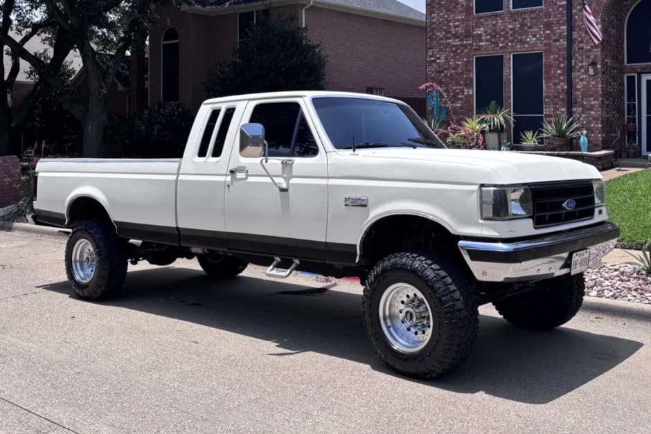 1990 Ford F-Series 1987-1991 sold for $10,500