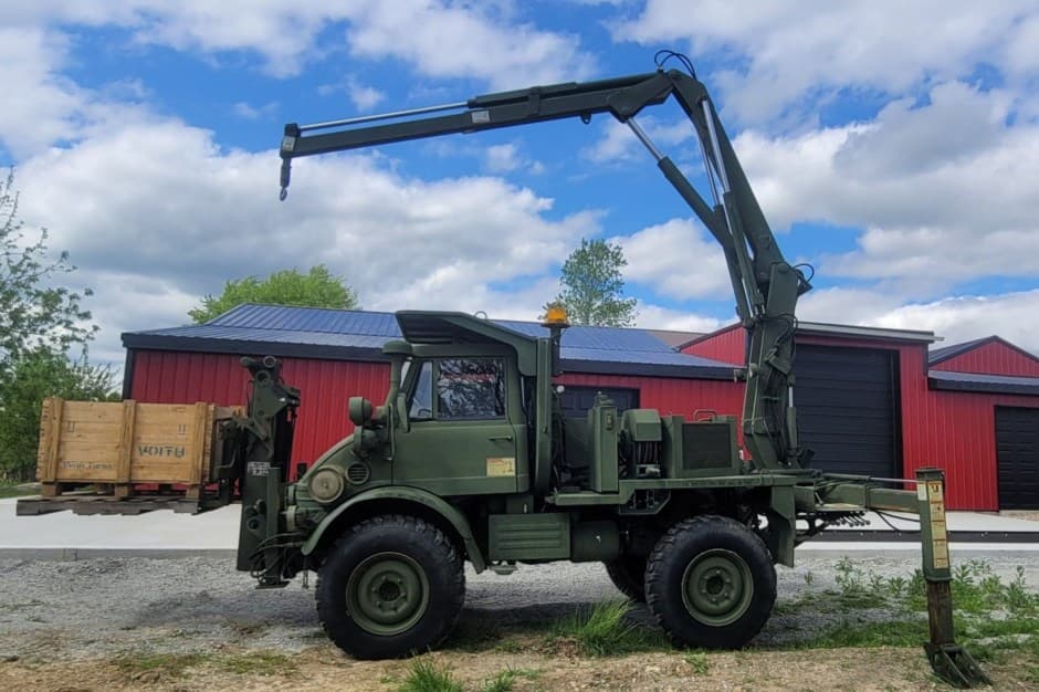 1989 Mercedes-Benz Unimog sold for $27,850