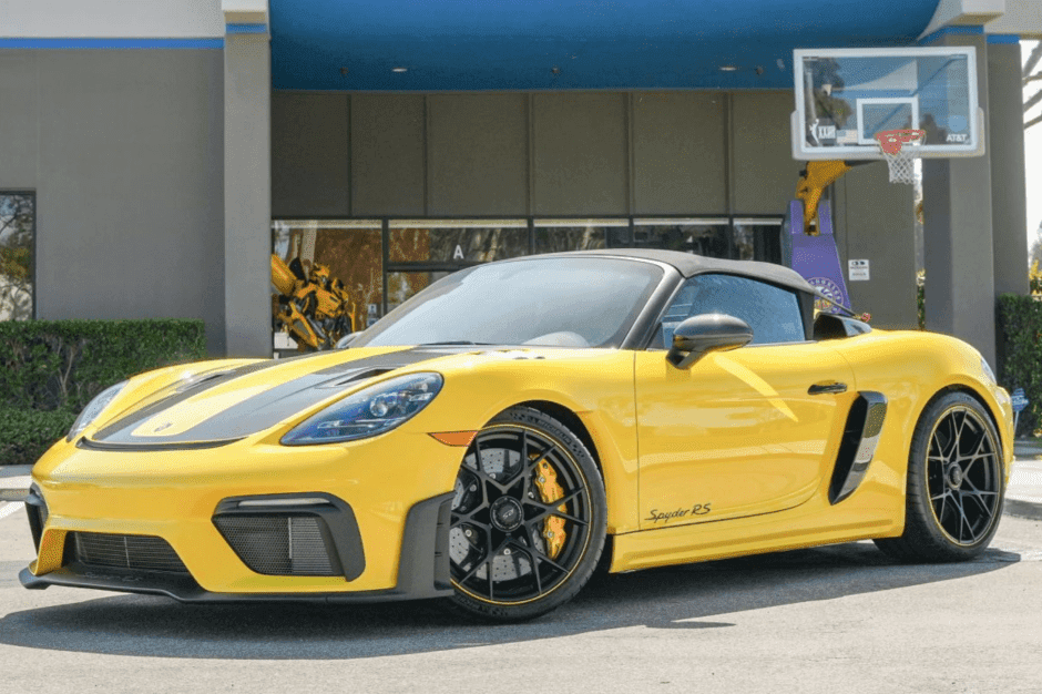 2025 Porsche 982 718 Boxster sold for $191,000