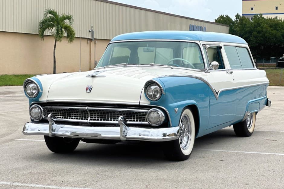 1955 Ford  sold for $23,200