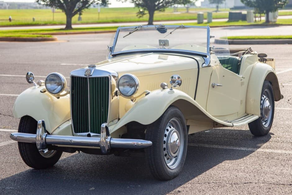1953 MG TD sold for $13,250