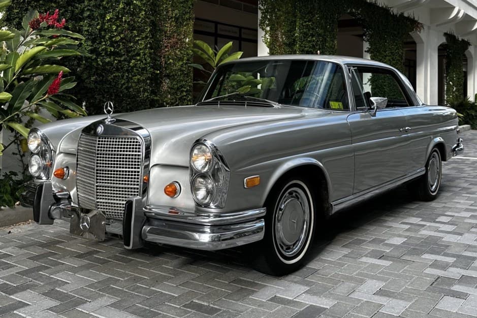 1969 Mercedes-Benz W111 Coupe & Cabriolet sold for $40,500