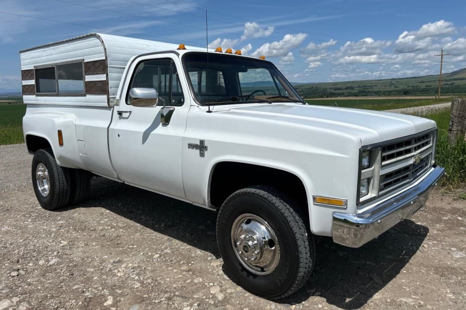 1988 Chevrolet C/K (1973-1991) sold for $26,000