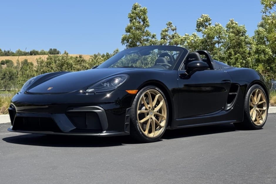 2023 Porsche 982 718 Boxster sold for $106,000