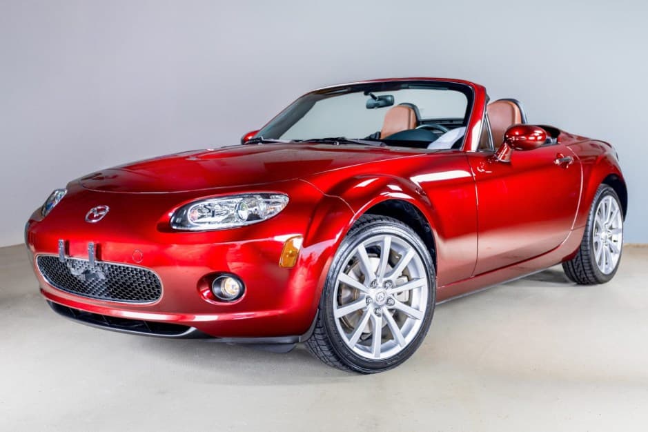 2007 Mazda NC MX-5 Miata sold for $19,500