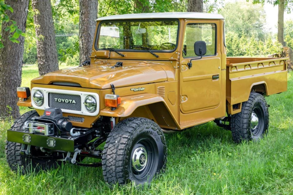 1981 Toyota Land Cruiser FJ45 sold for $40,000