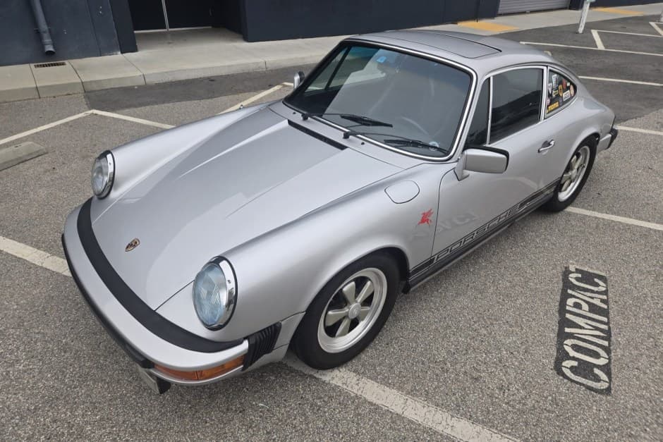 1976 Porsche 912E sold for $34,500