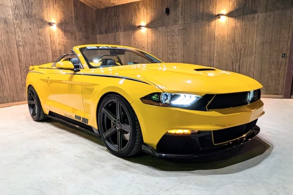 2023 Ford Saleen sold for $124,500