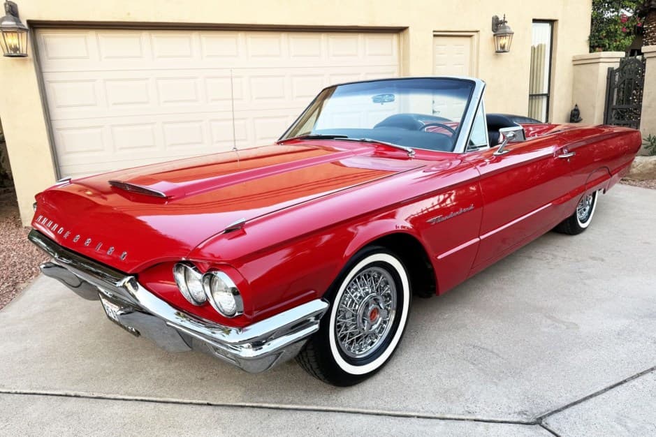 1964 Ford Thunderbird (1964-1966) sold for $34,500