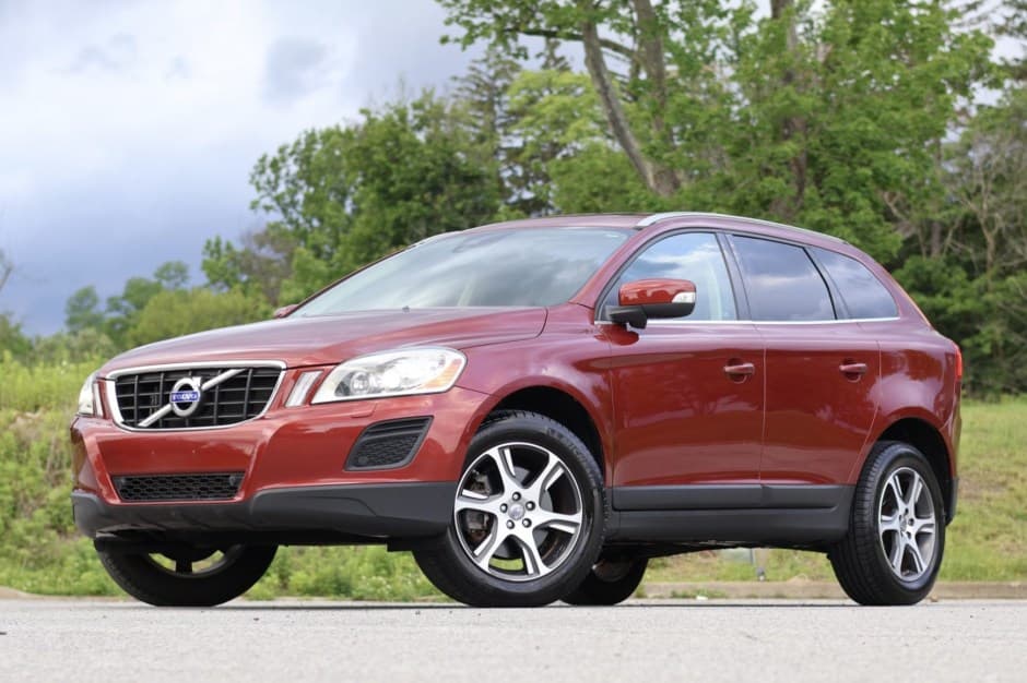 2013 Volvo  sold for $17,000