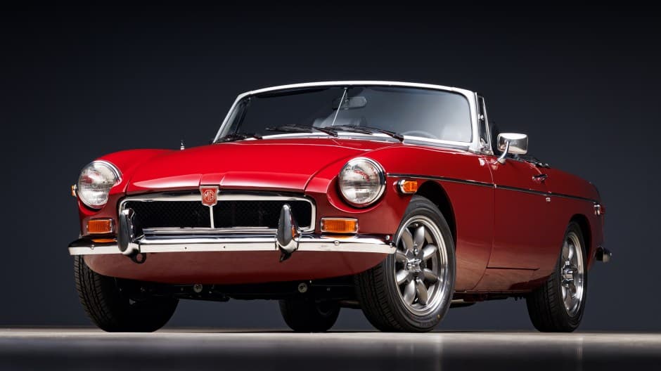 1973 MG MGB sold for $25,250