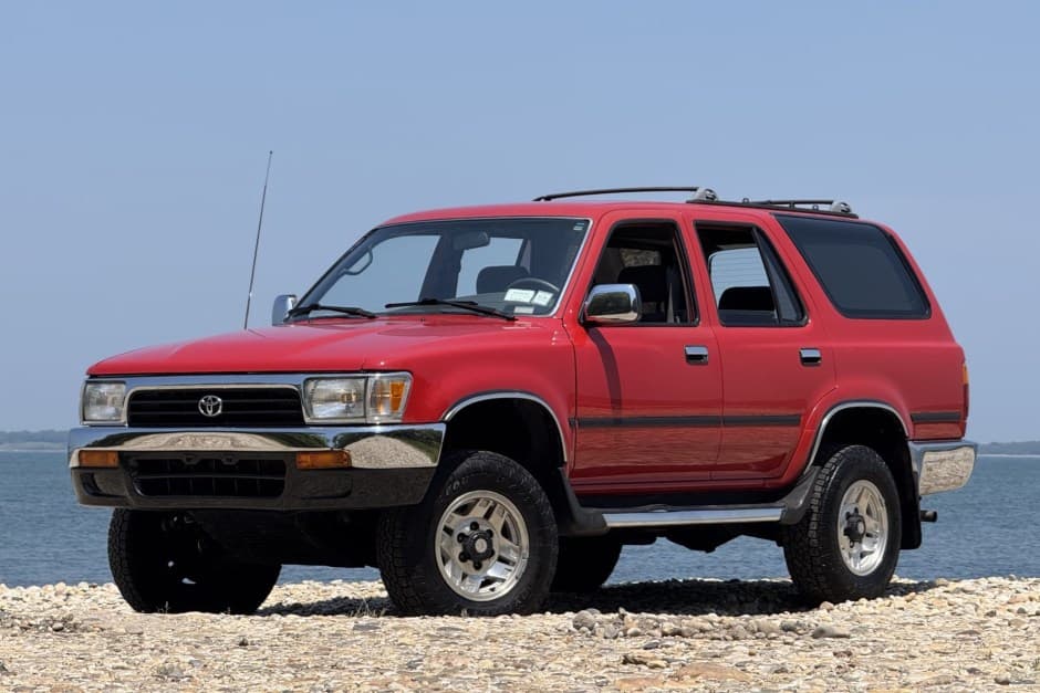 1994 Toyota 4Runner (N120) sold for $10,257