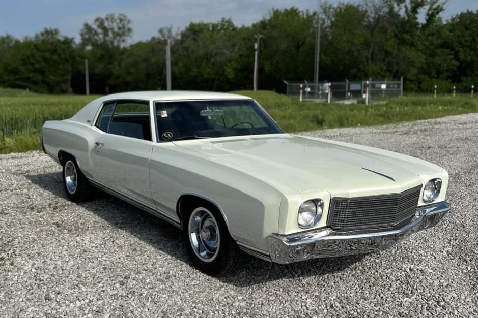 1970 Chevrolet Monte Carlo sold for $15,250
